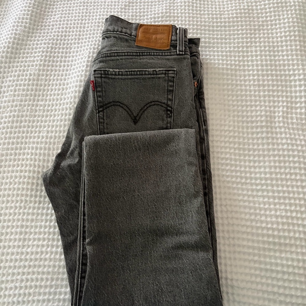 Levi's Men's Charcoal Straight Jeans